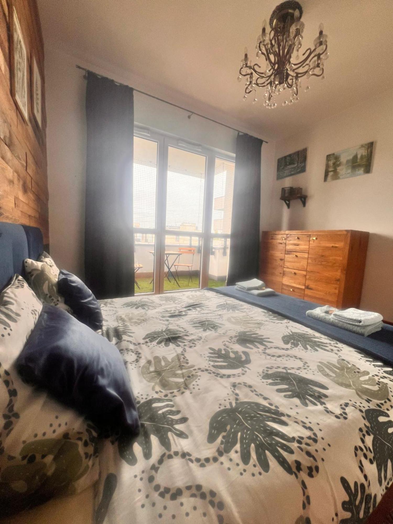 Lake Park Apartament With Free Parking Airport Netflix Leilighet Warszawa Eksteriør bilde