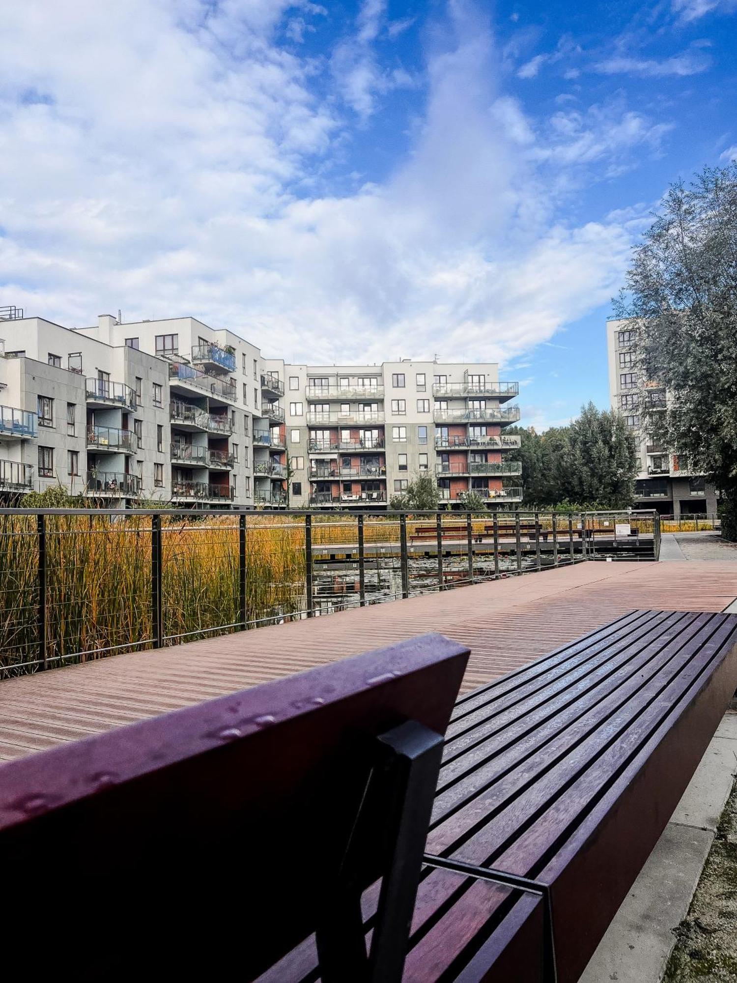 Lake Park Apartament With Free Parking Airport Netflix Leilighet Warszawa Eksteriør bilde